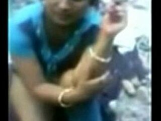 Desi Chick Penetrated In the air Open-air
