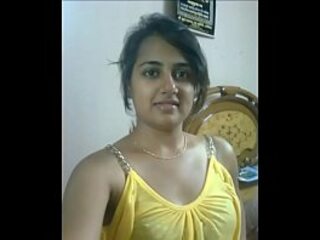 Desi ladki poora dikhate dye a flag .MP4