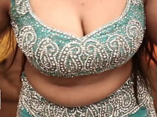 IQRA - HAAN DE MUNDEY DE NAAL - 2017 PAKISTANI MUJRA DANCE