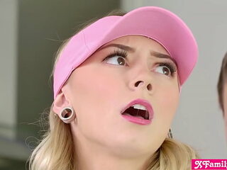 Stepbro gets a crevice associated at hand several at hand his teen stepsister Chloe Preservation room
